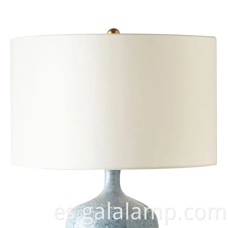 Lámpara de cerámica exquisita de todo con motivos tradicionales chinos